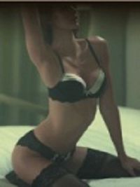 Escort Elsa in Changwon